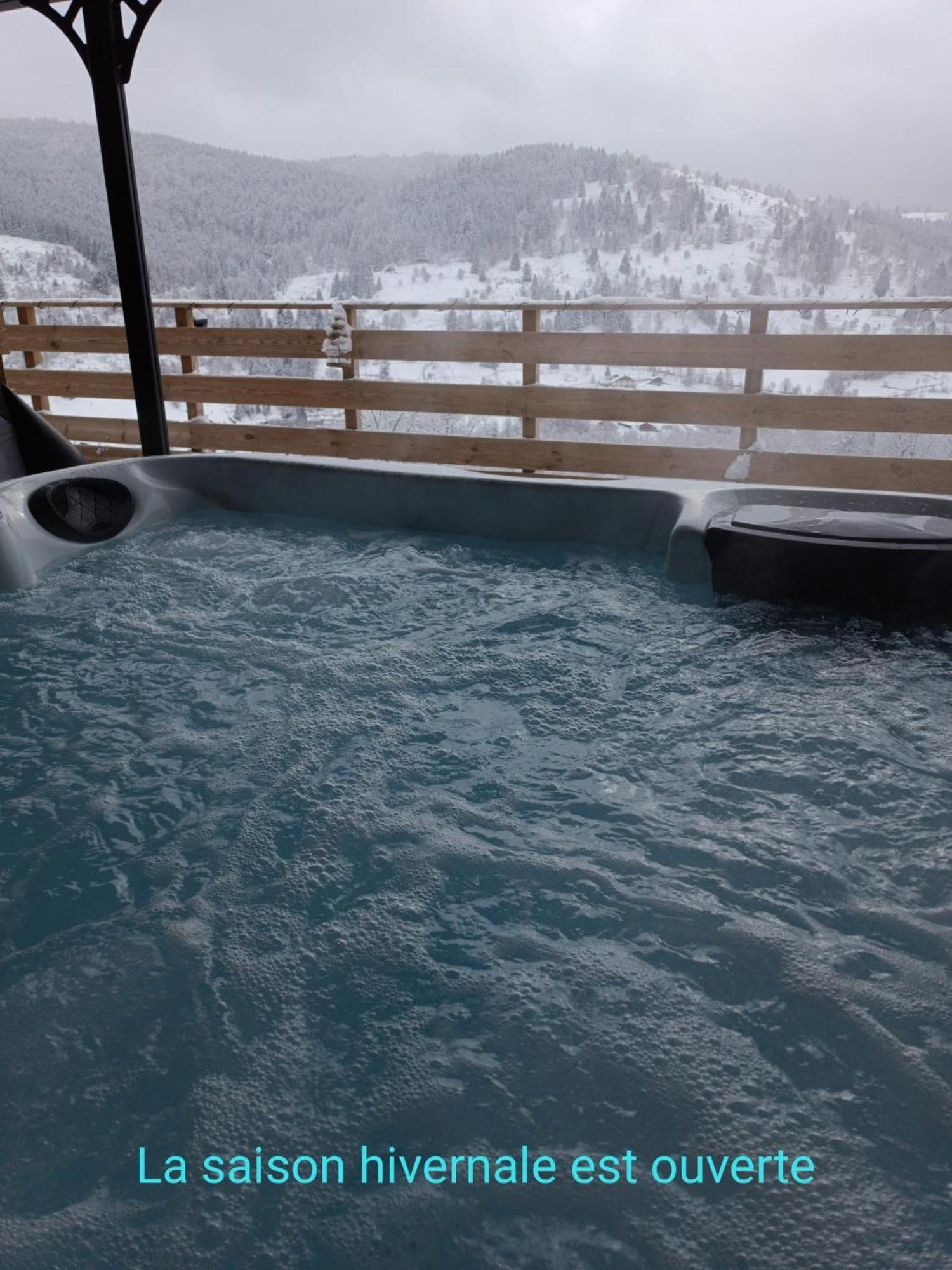 Les Chalets Bambi & Jacuzzi Privatif La Bresse Habitación foto