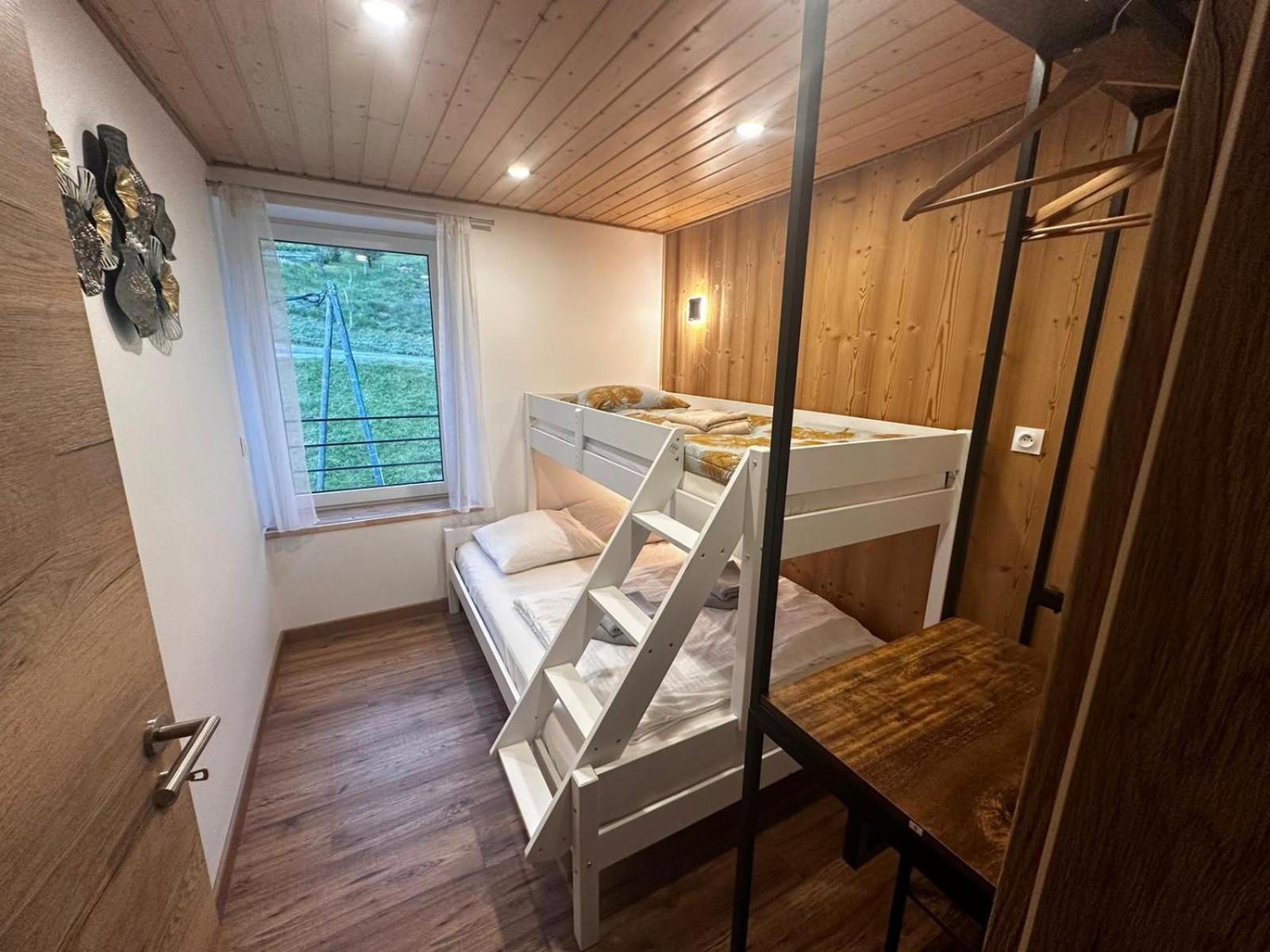 Les Chalets Bambi & Jacuzzi Privatif La Bresse Habitación foto