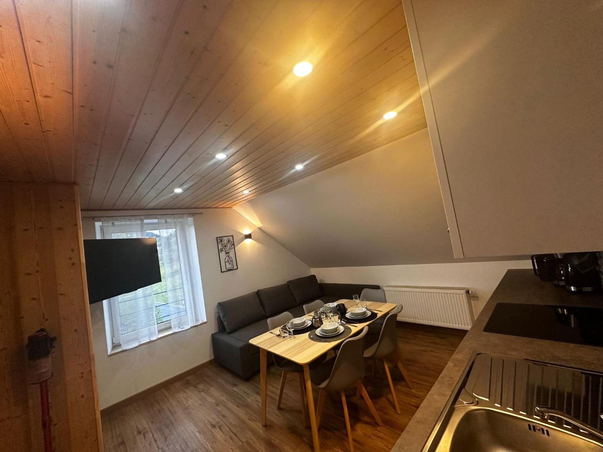 Les Chalets Bambi & Jacuzzi Privatif La Bresse Habitación foto